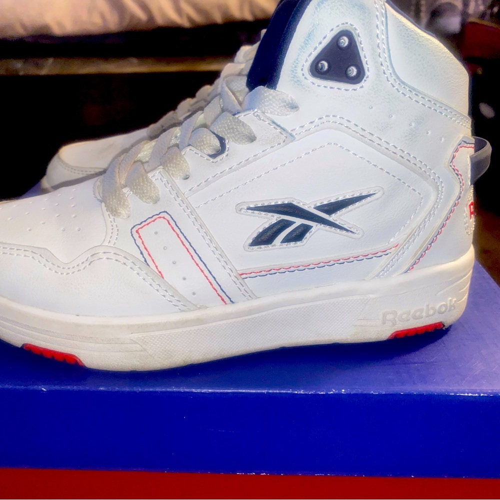 Reebox high top shoes